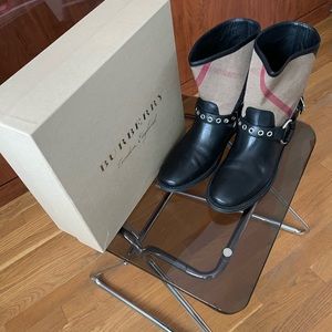 Burberry Mint Condition Size 10 Ankle Boot
